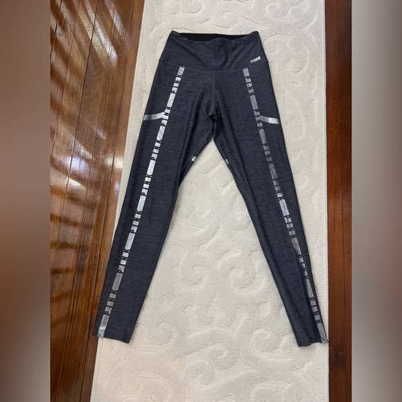 PINK Victoria's Secret Pants - PINK leggings